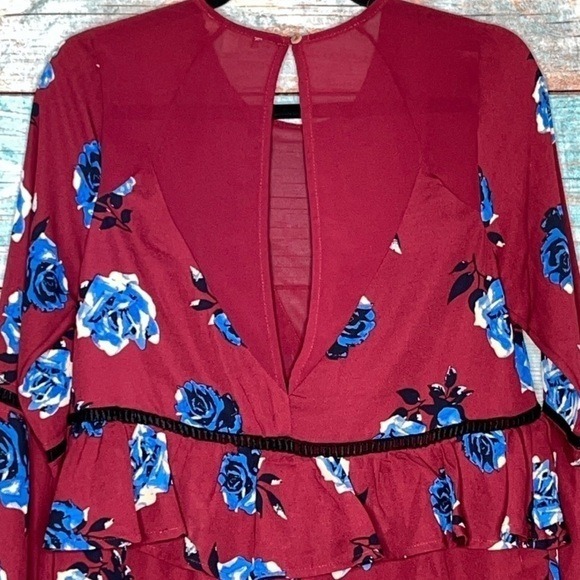 NWT Gianni Bini Boho Romper Size S Burgundy Blue Sheer Romantic Bell Sleeves - Picture 7 of 13